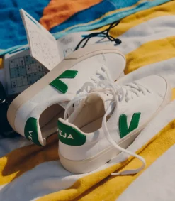 Women VEJA CAMPO CANVAS WHITE EMERAUDE