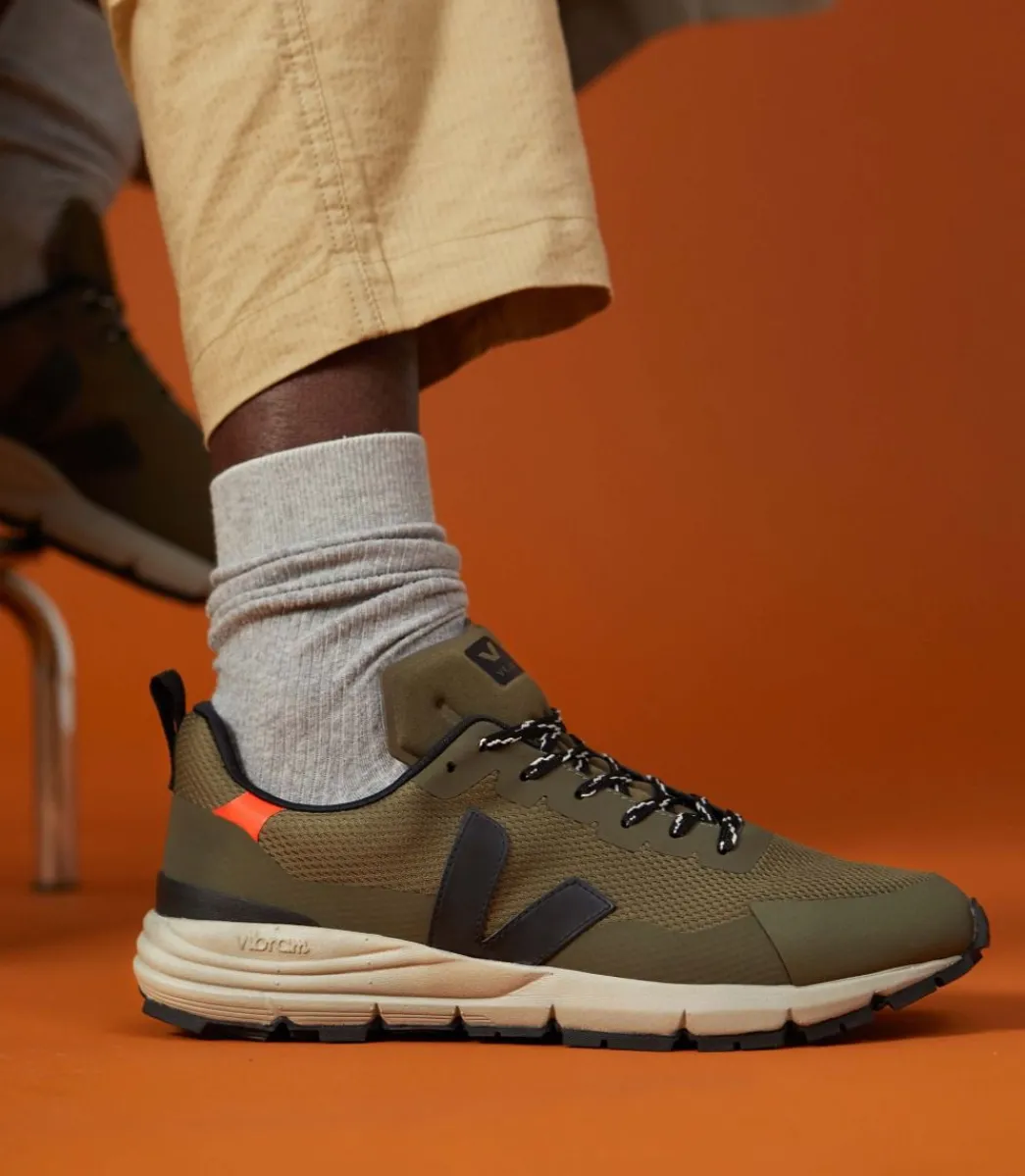 Women VEJA DEKKAN ALVEOMESH KAKI BLACK