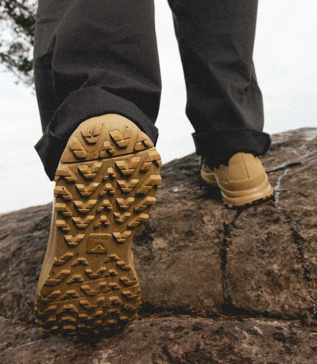 Women VEJA FITZ ROY TREK-SHELL BLACK GRAFITE DUNE