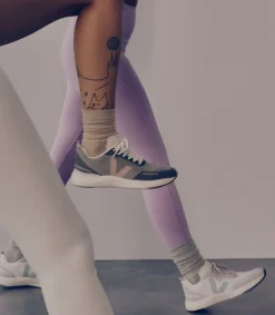 VEJA IMPALA ENGINEERED-MESH SAGE BABE