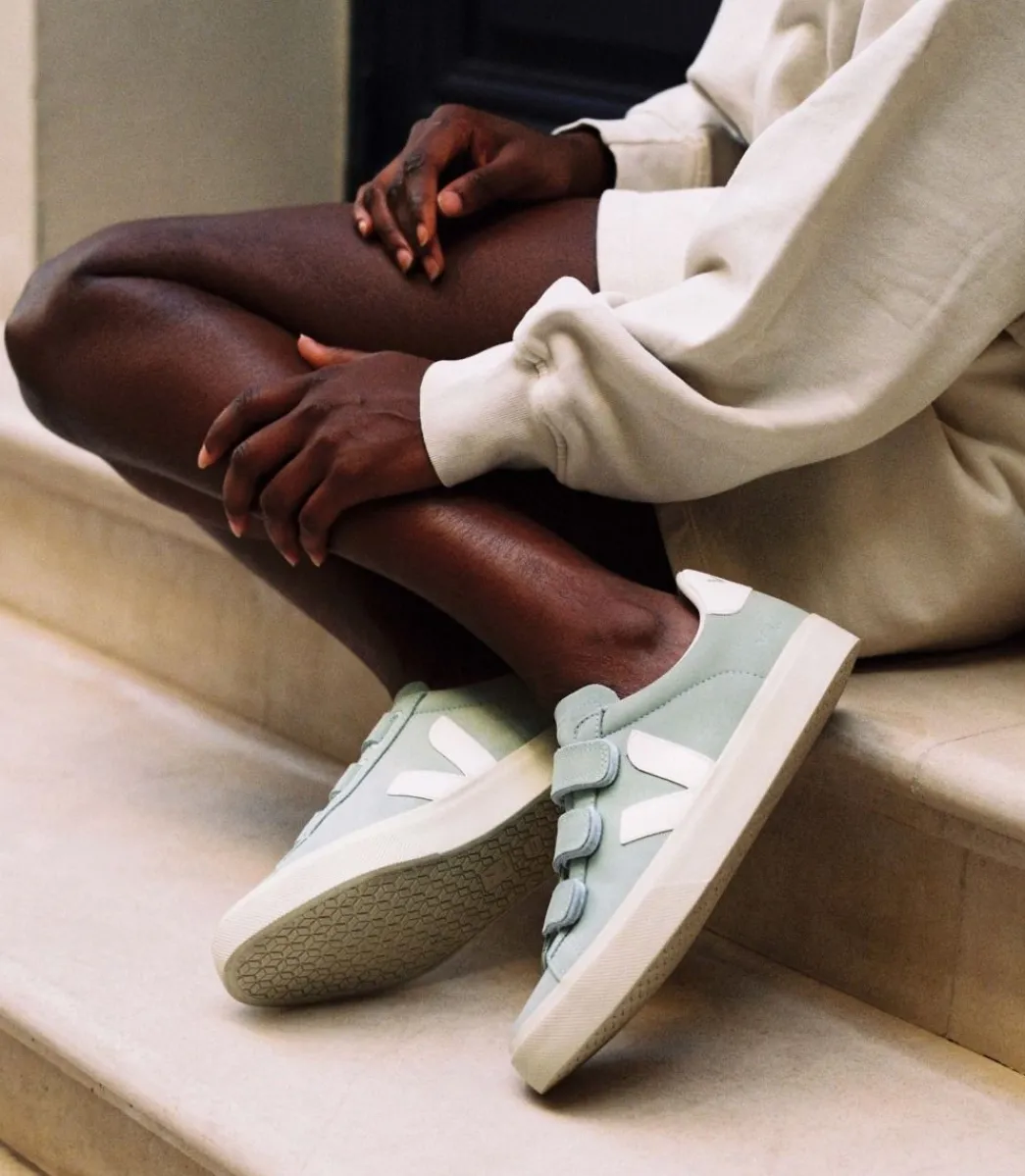 VEJA RECIFE NUBUCK MATCHA WHITE