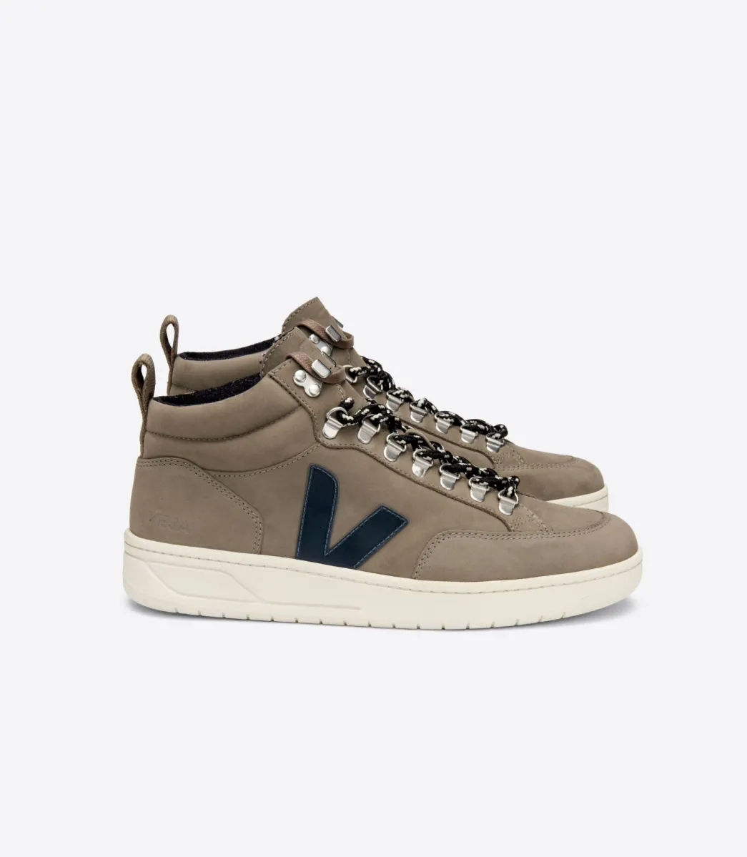 VEJA RORAIMA NUBUCK MOONROCK NAUTICO