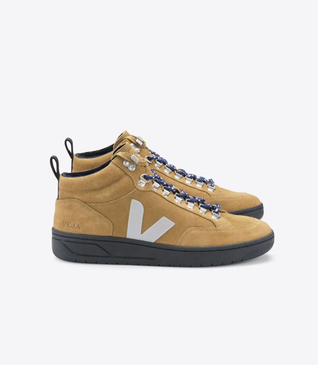 VEJA RORAIMA SUEDE TENT GREY BLACK SOLE