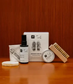 Women VEJA SNEAKER CARE KIT X ACT OF CARING