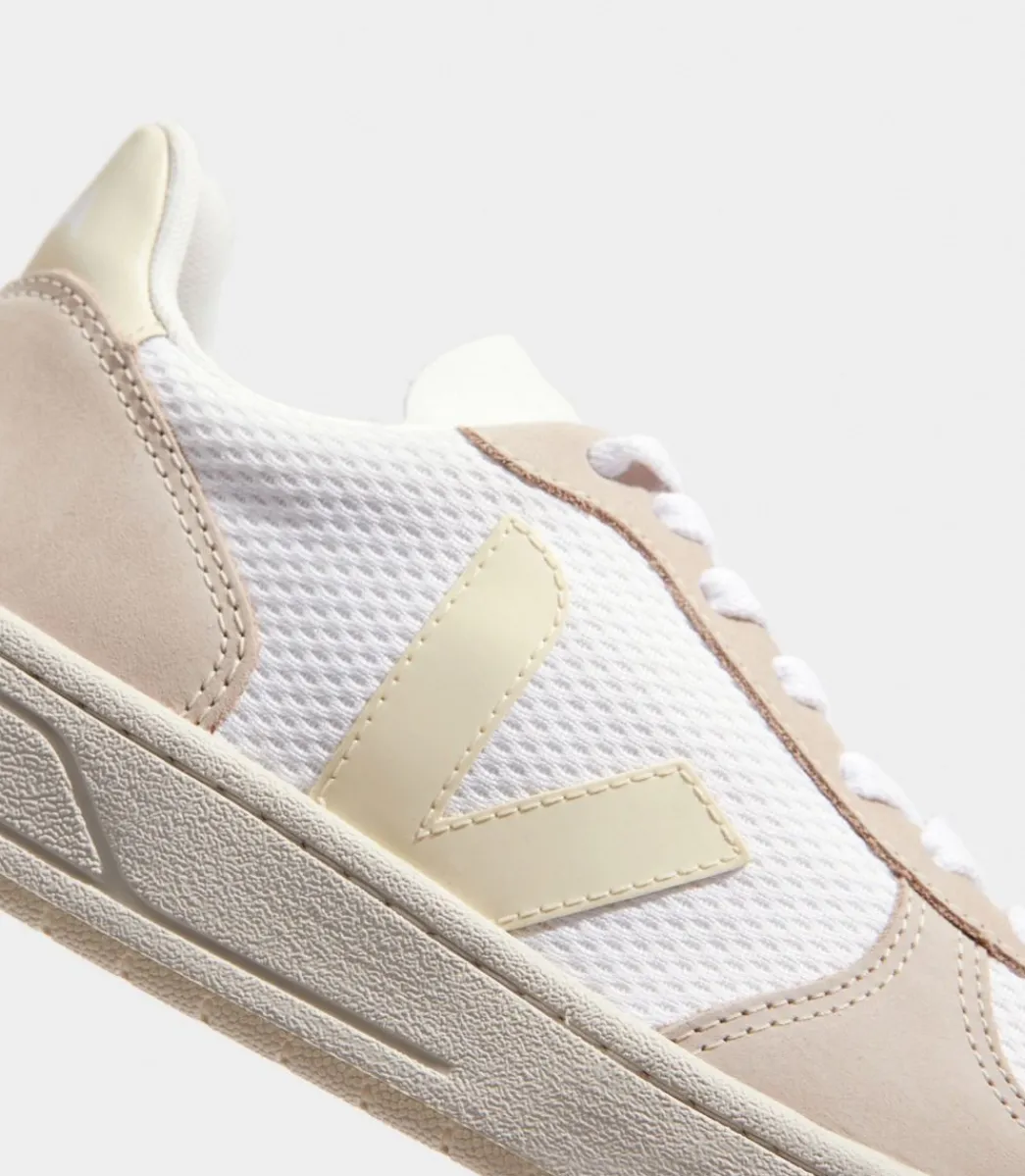 VEJA V-10 ALVEOMESH WHITE BUTTER ALMOND