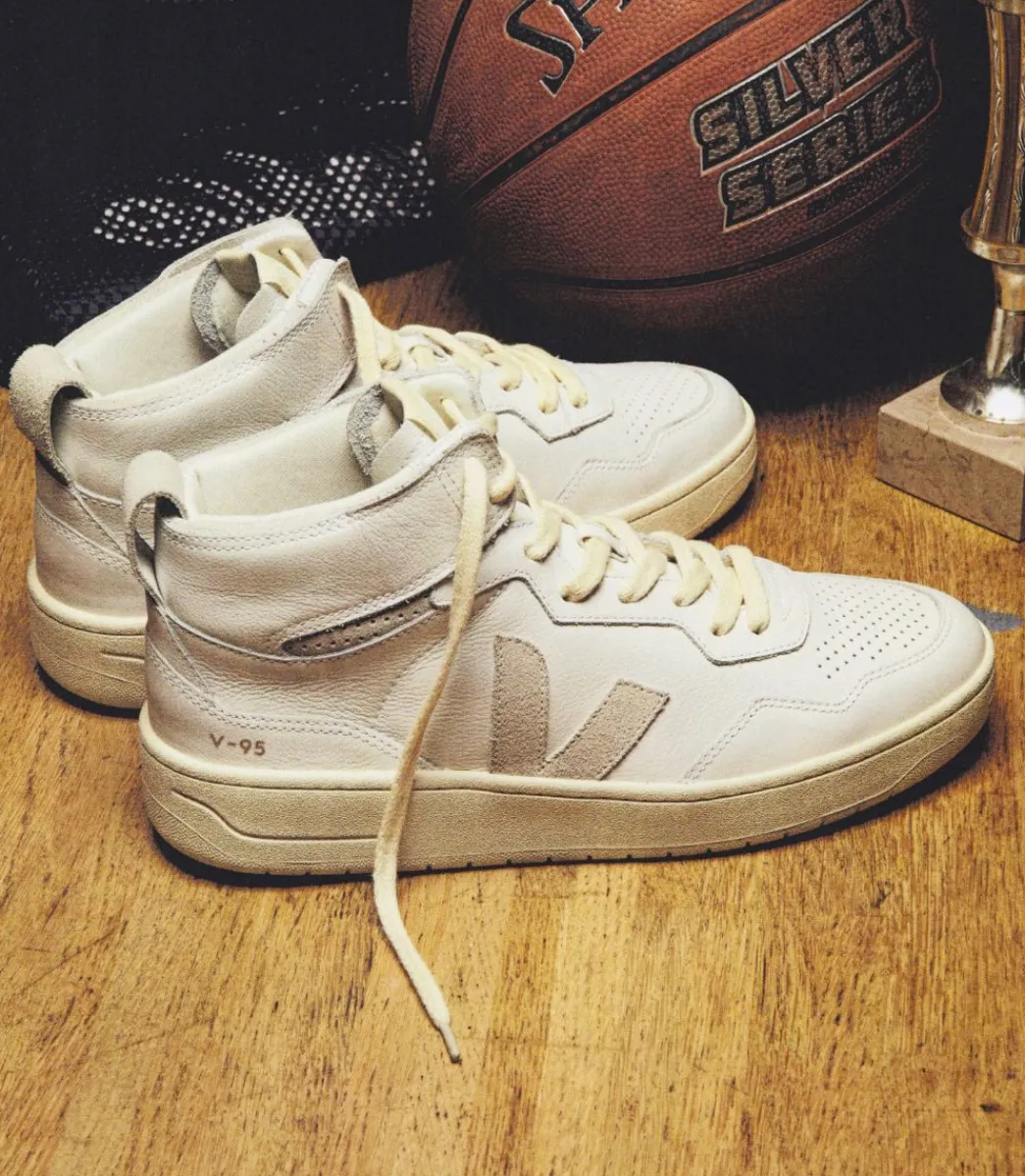 Women VEJA V-95 LEATHER WHITE NATURAL