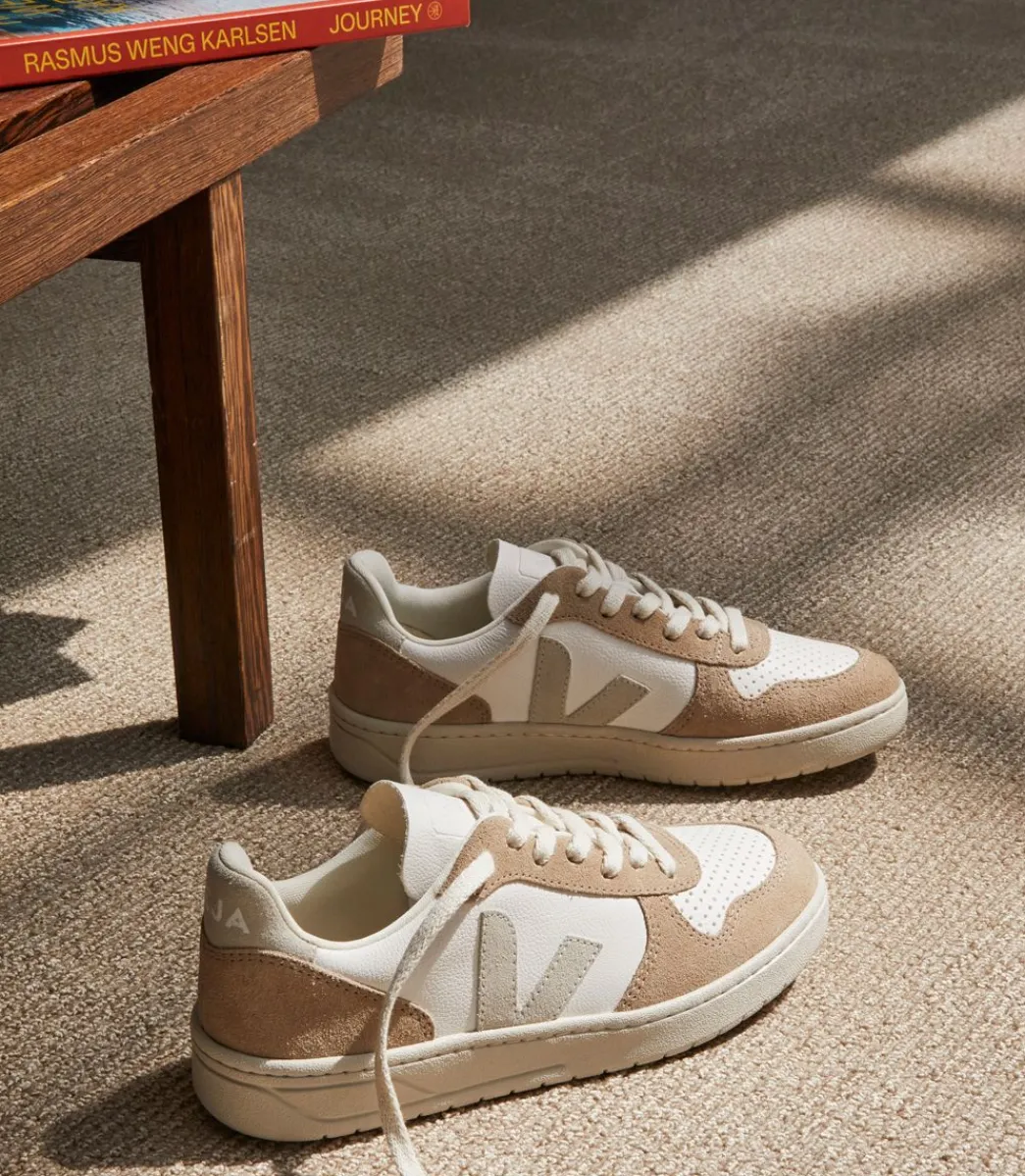 Women VEJA V-10 LEATHER WHITE NATURAL SAHARA